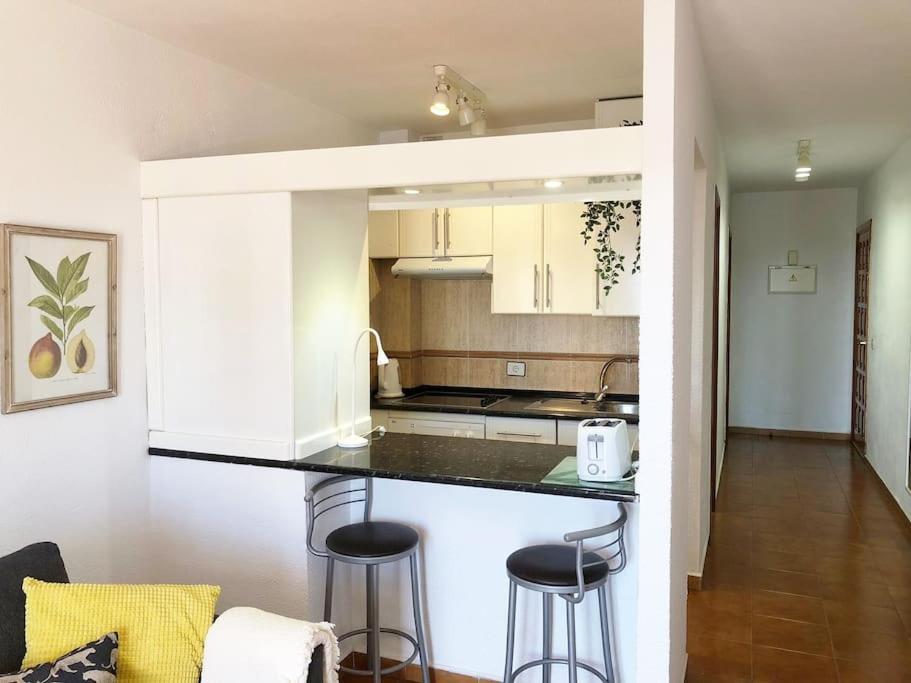 Apartamento Lucia Garden City Con Piscina Climatizada Playa Fanabe Ngoại thất bức ảnh
