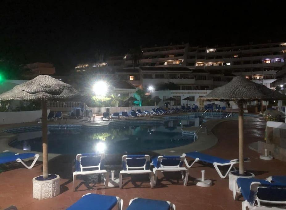 Apartamento Lucia Garden City Con Piscina Climatizada Playa Fanabe Ngoại thất bức ảnh