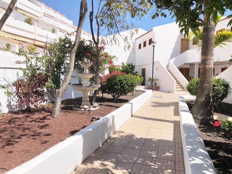Apartamento Lucia Garden City Con Piscina Climatizada Playa Fanabe Ngoại thất bức ảnh